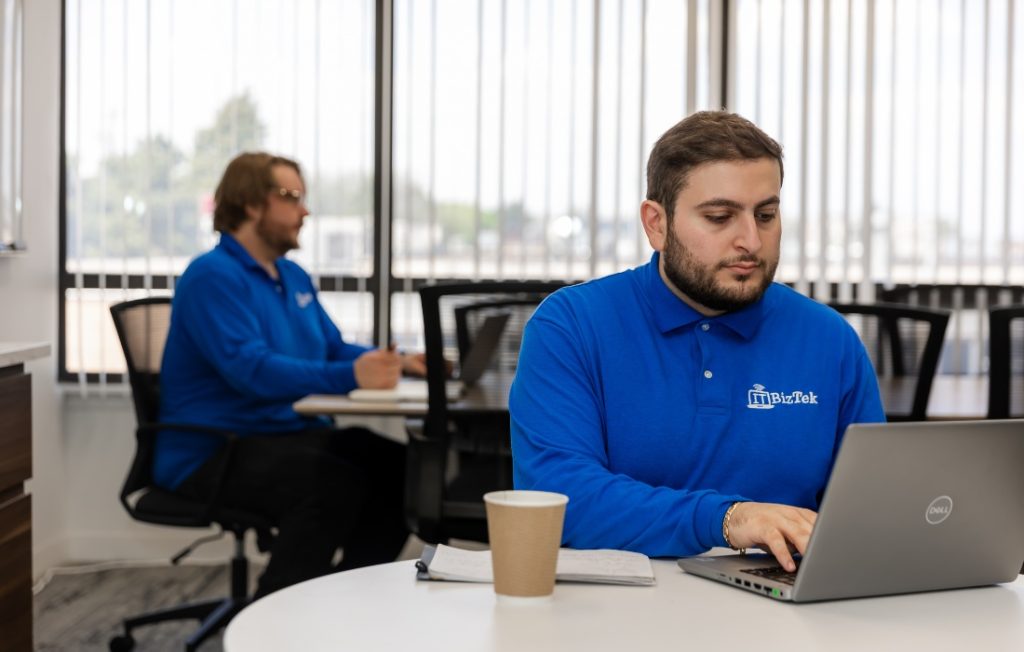 24 7 IT Monitoring 24 7 IT Monitoring